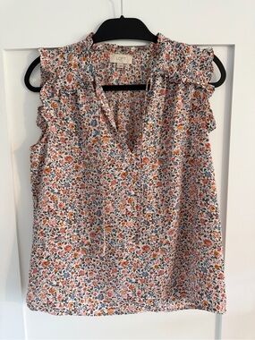 LOFT Outlet Floral Ruffle Sleeve V-Neck Sleeveless Top Size Small